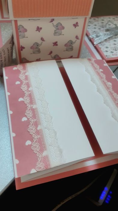 Експлодираща кутия за снимки