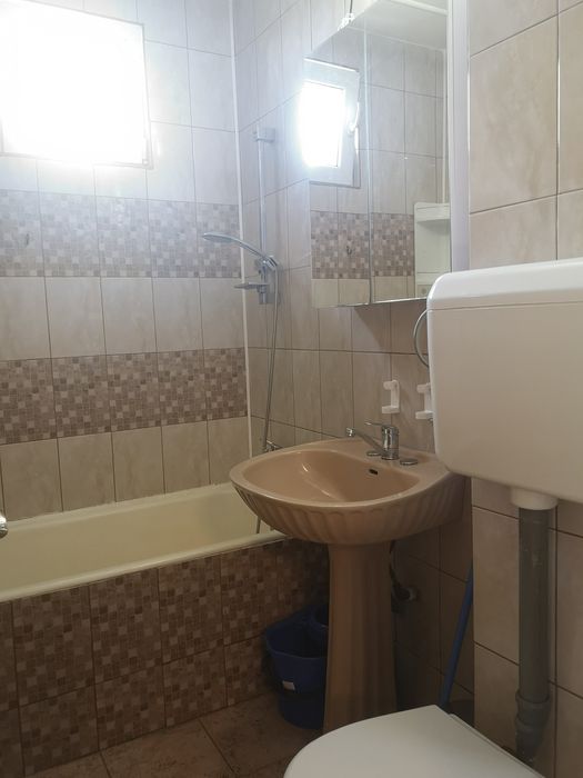 Închiriez 2 camere Drumul Taberei