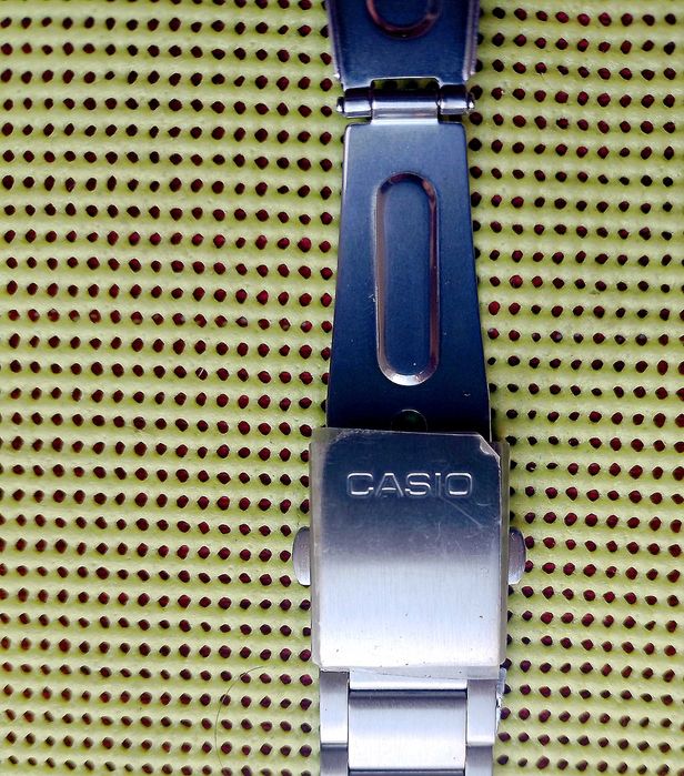Новый мужской металлический браслет "CASIO"- Оригинал.