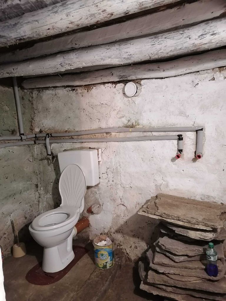 Продава се Къща в Пловдив, Център - 120 кв.м за 128 €/кв.м - Снимка #5