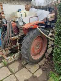 Трактор Янмар с прикачен инвентар
