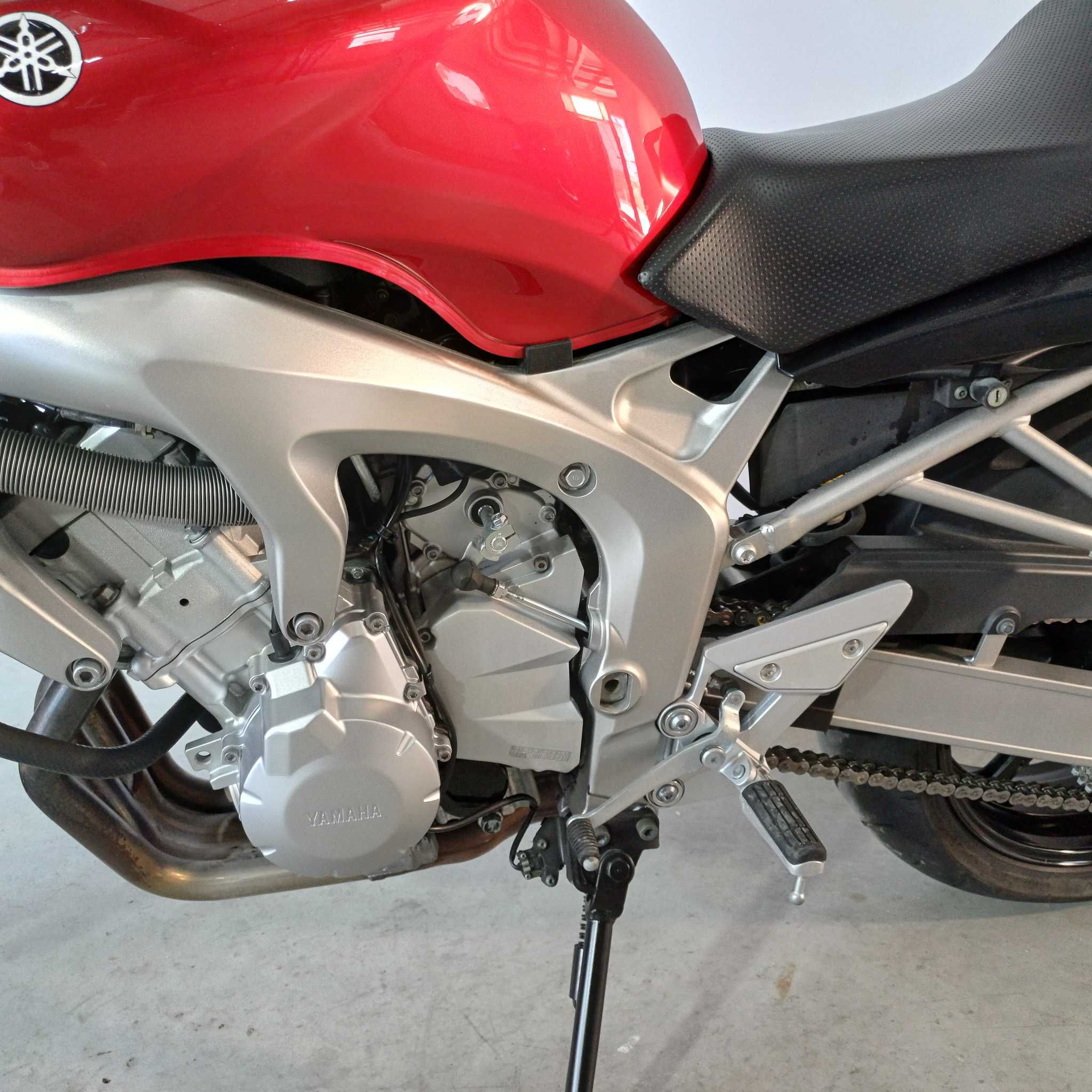 Motocicleta Yamaha FZ6 | Y18094 | motomus.ro