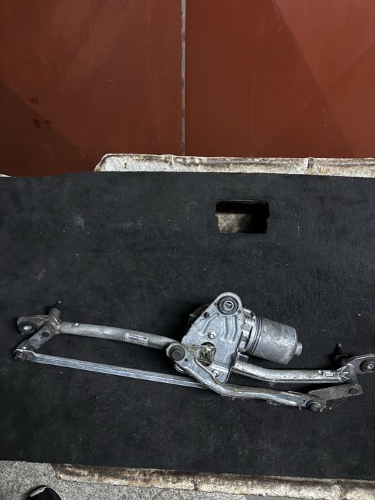 Ansamblu stergator parbriz cu motoras Audi A6 C6 Europa