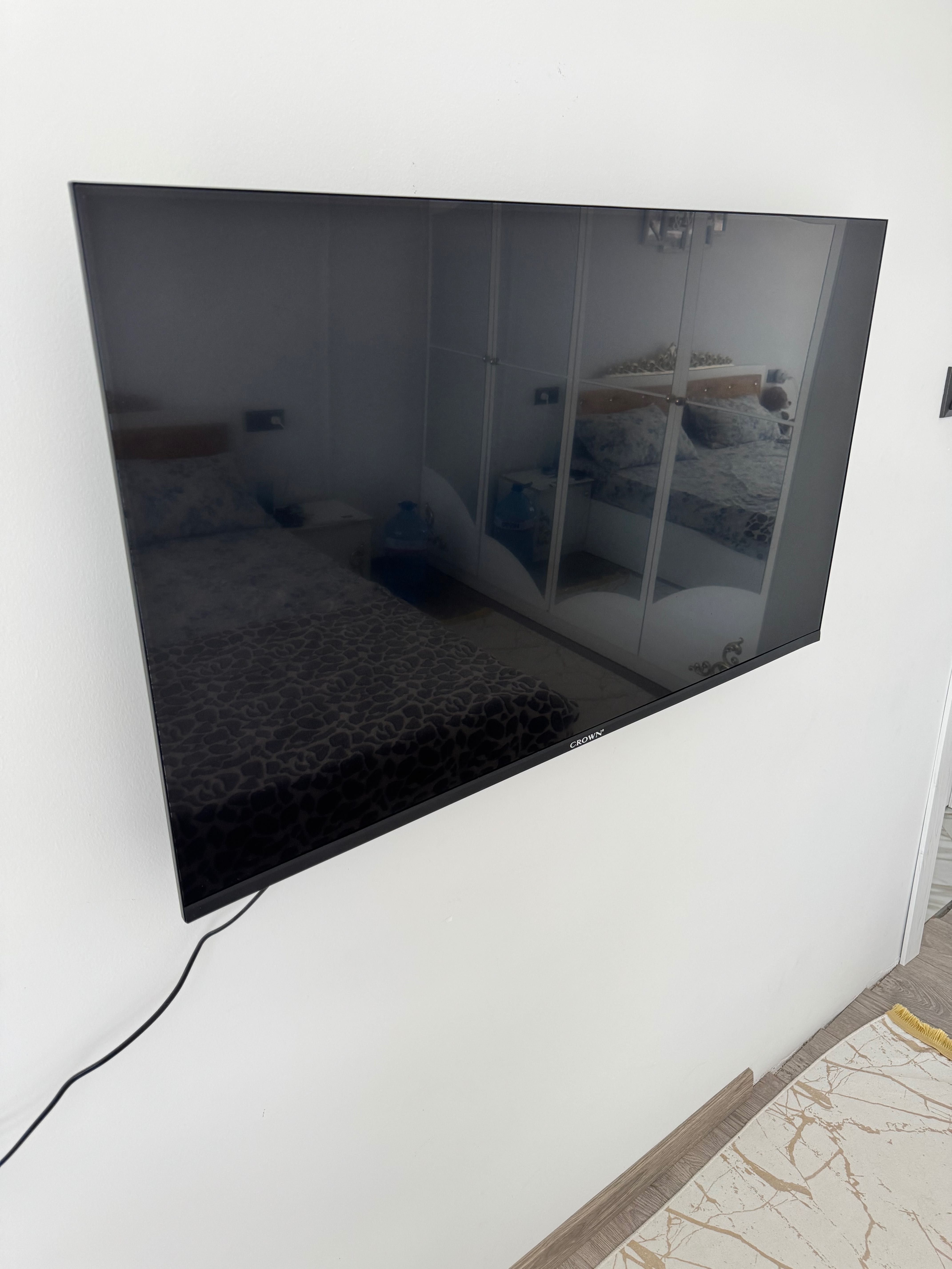 продавам телевизор CROWN 43inch