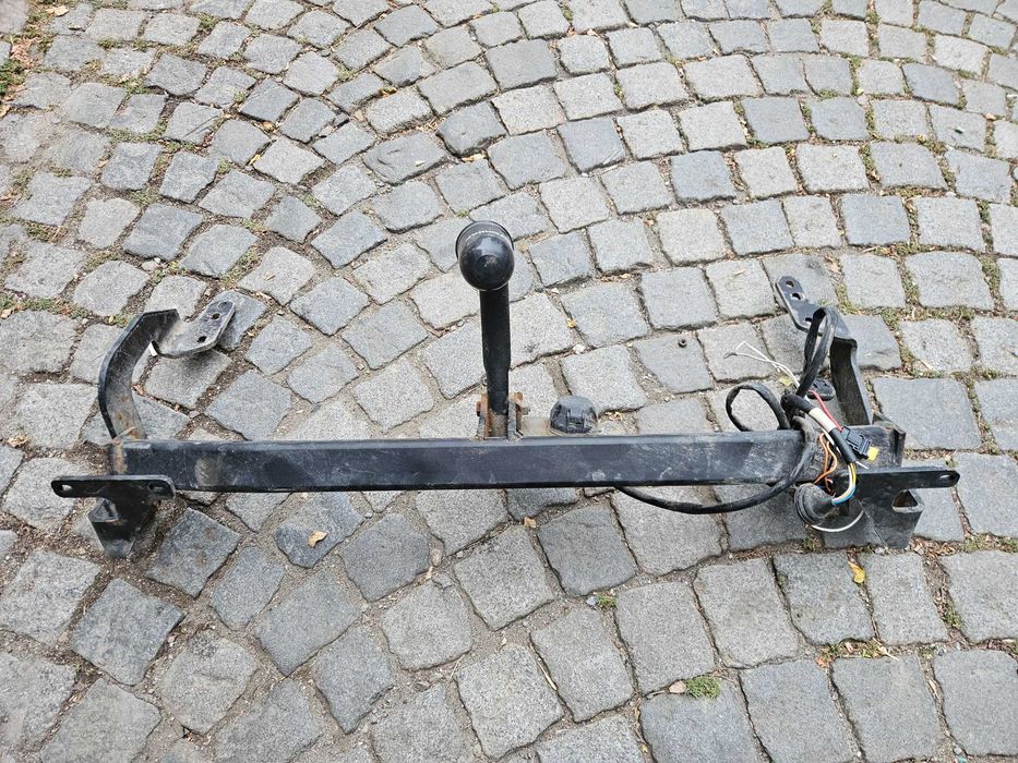 Теглич за Citroen C4 Picasso 2011 -2013 модел