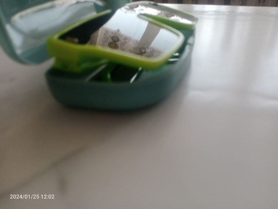 продам,Очки Feng