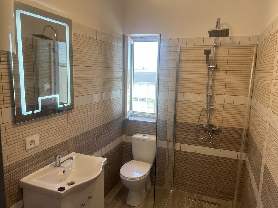 Vand apartament 3 camere in Albesti 76 m2