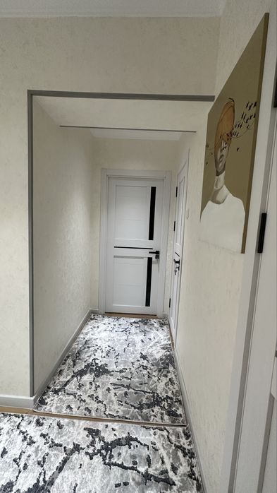 Сергели ЯнгиХаят 9 курилиш 2 хона уй сотилади