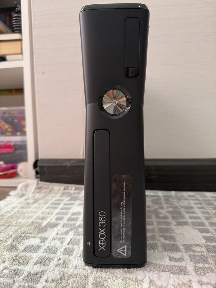 XBOX360 с дисками