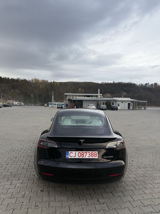 Tesla Model 3 Dual Motor Performance AWD 2019