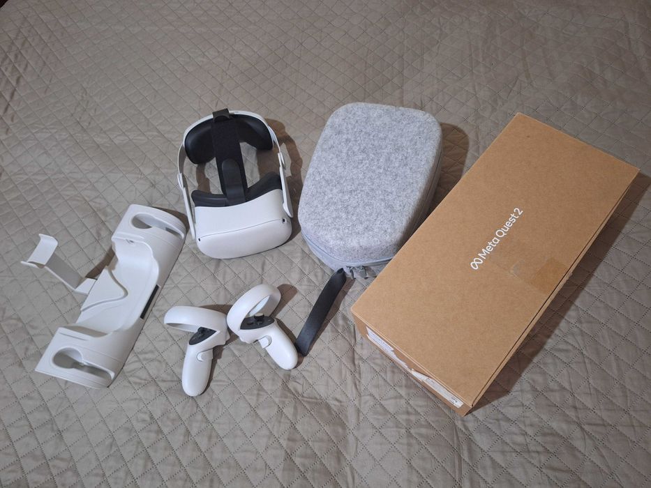 Consola VR Meta Quest 2 + accesorii