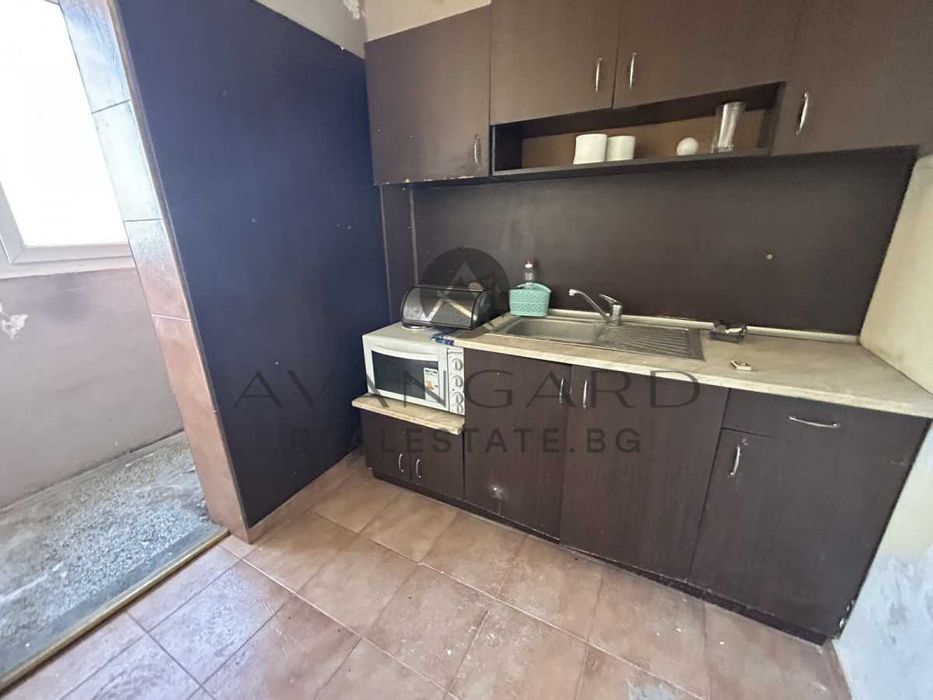 Продава се Двустаен апартамент в Пловдив, Изгрев - 48 кв.м за 938 €/кв.м - Снимка #3