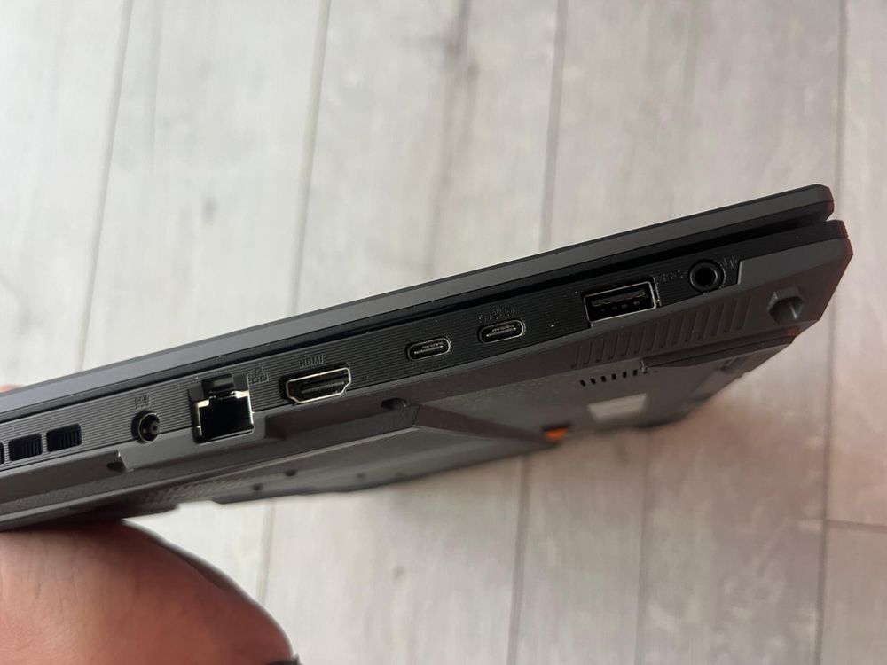 Laptop Gaming ASUS TUF F16 FX607JU