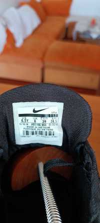 Adidas  Nike Air Max 720