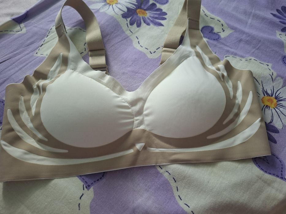 Vând Sutien Damă fără Sârmă Nou Mărimea XL