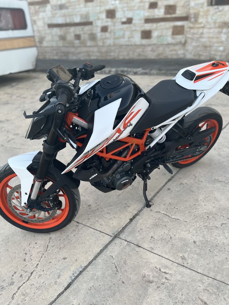 Ktm Duke 390  A2