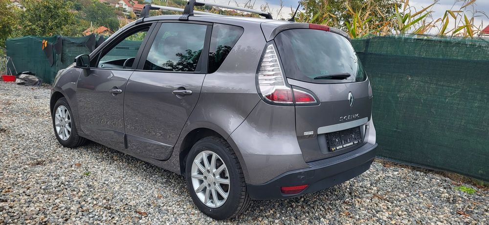 Renault Scenic 1.2tce 2015 Clima 130000