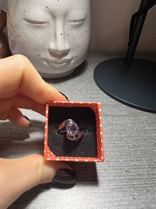 Inel de argint cu model deosebit