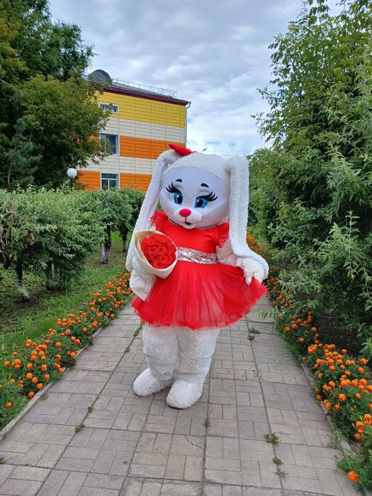 Продам ростовую куклу