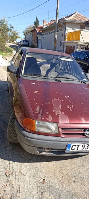 Опел Астра 1992г
