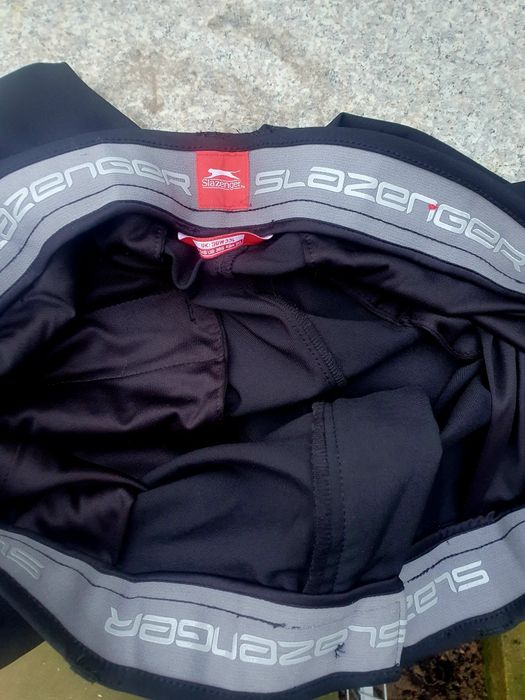 Pantaloni originali Slazenger /Noi