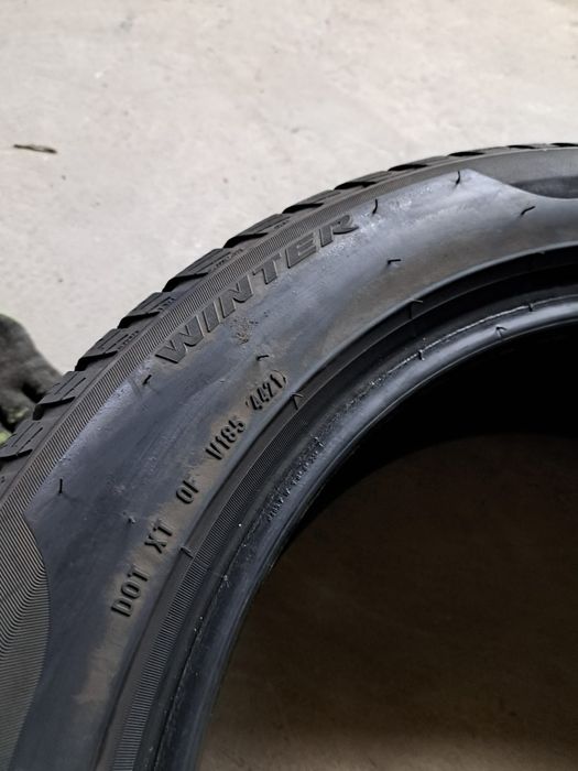 2 anvelope iarnă 245 50 r19 Pirelli