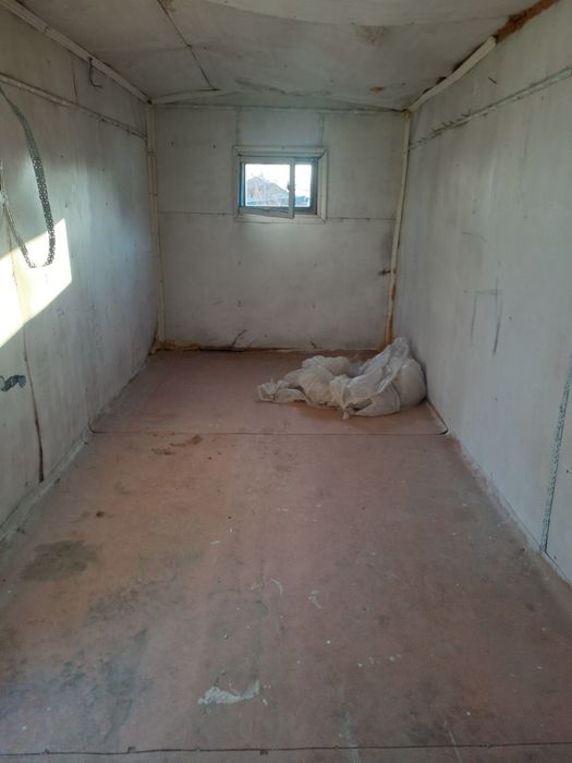 Вагончик сатылады бағасы 600.000 мың вариант бар 5×2 метр