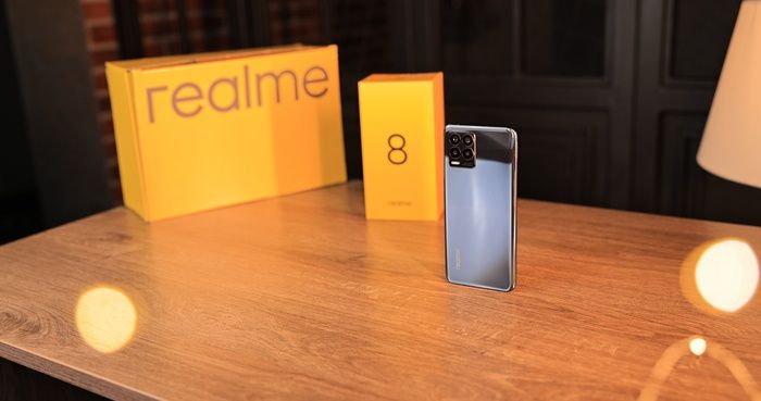 Realme 8 Pro 8/128 черный. 108 мп. Полная комплектация.