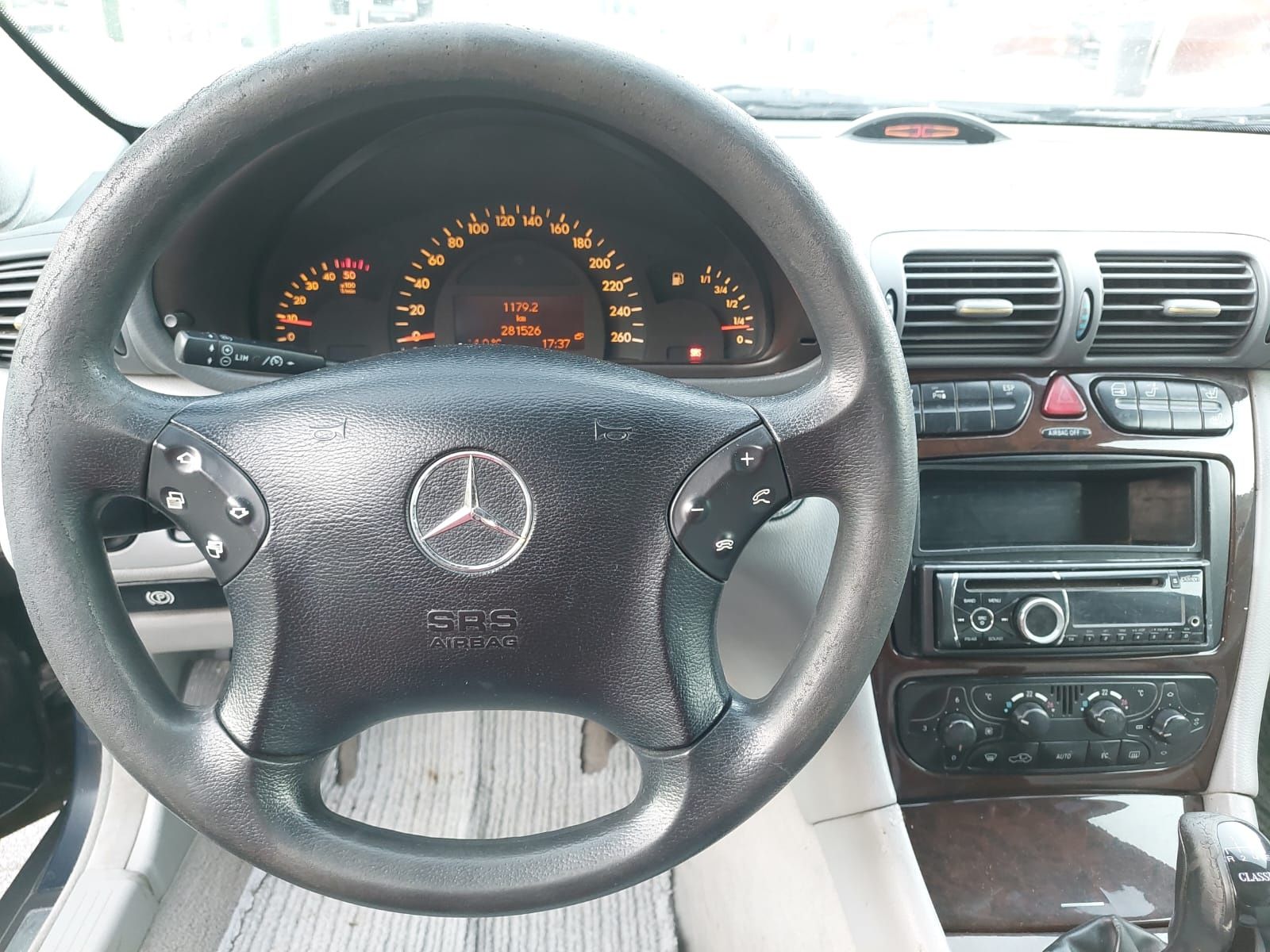 Mercedes C200, an 2002