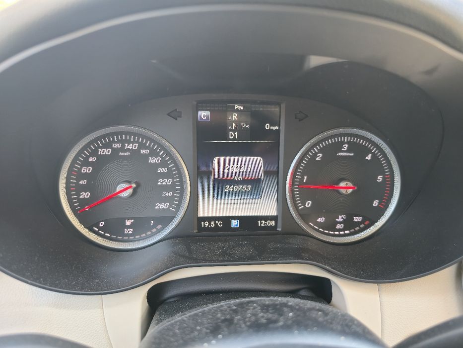 Mercedes-Benz GLC 220 4 MATIC COUPE