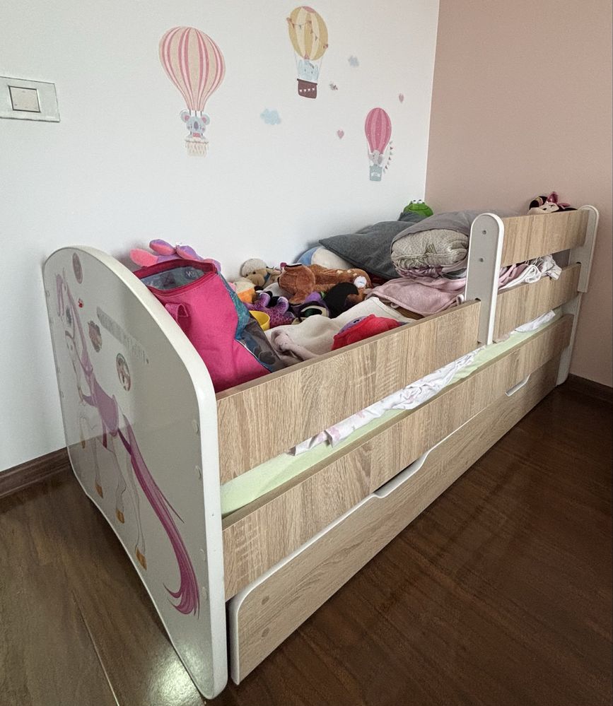 Patut din lemn 70 x 140 cu saltea cu nucleu de cocos