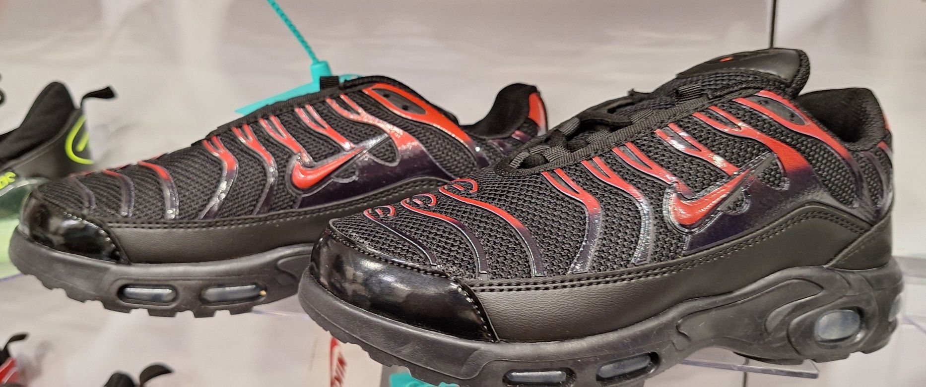 Нови детски модели Nike air max Tn