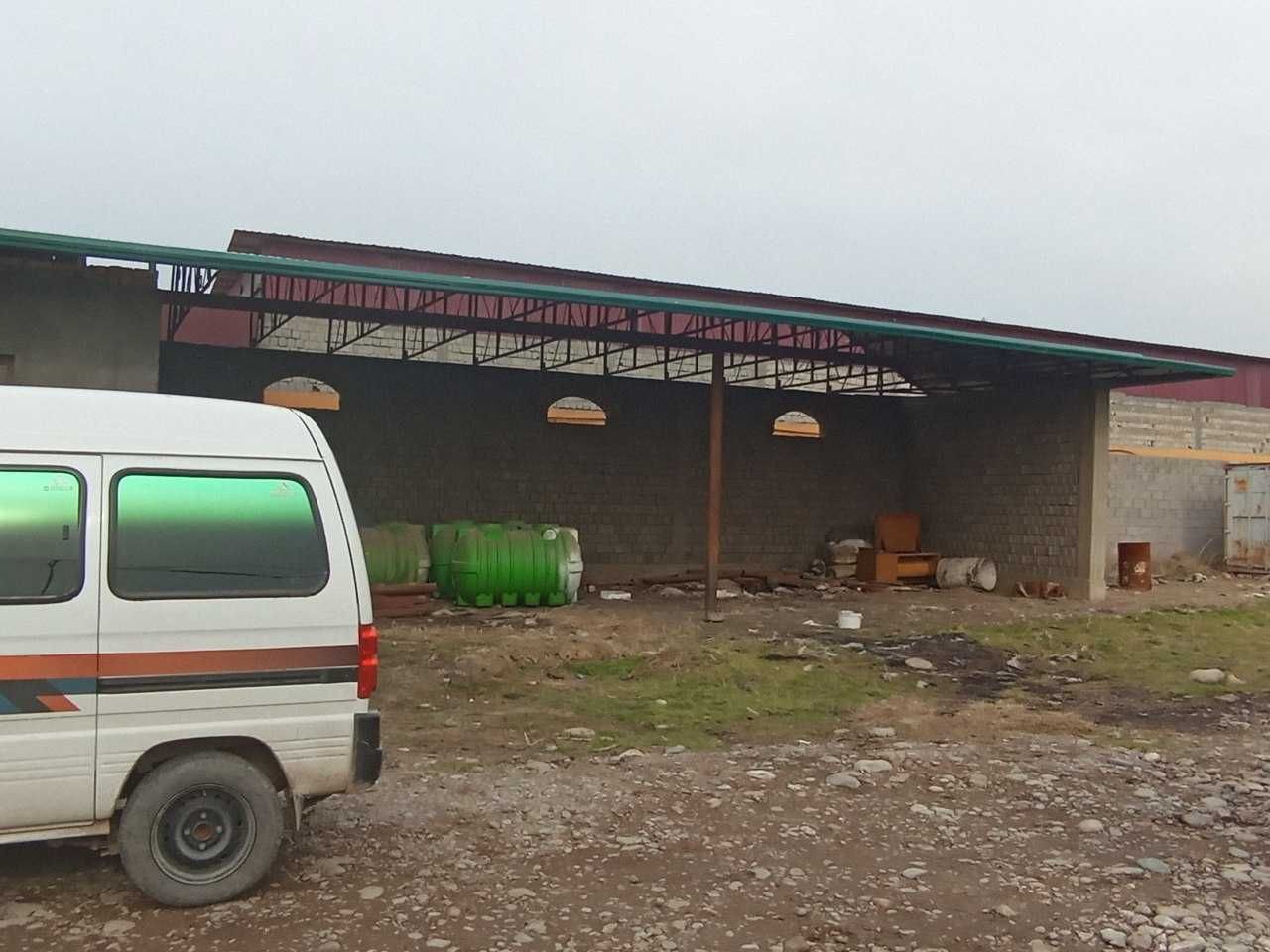 Yuqorichirchiq tumanida Parrandachilik fermasi sotiladi