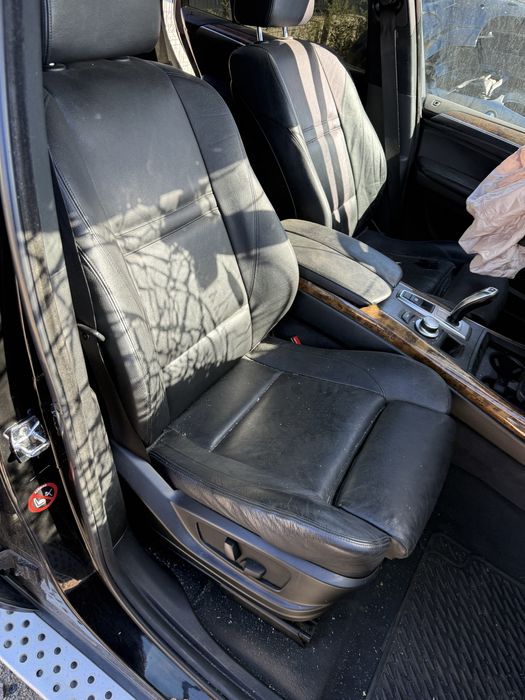 Спортен кожен салон Бмв Х5 Е70 (kojen salon Bmw X5 E70)