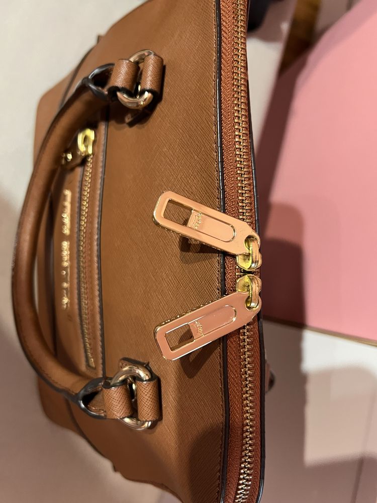Дамска кафява чанта Juicy Couture