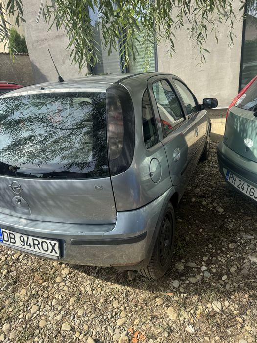 Vand opel corsa 2 bucati 1,2 benzina/gaz
