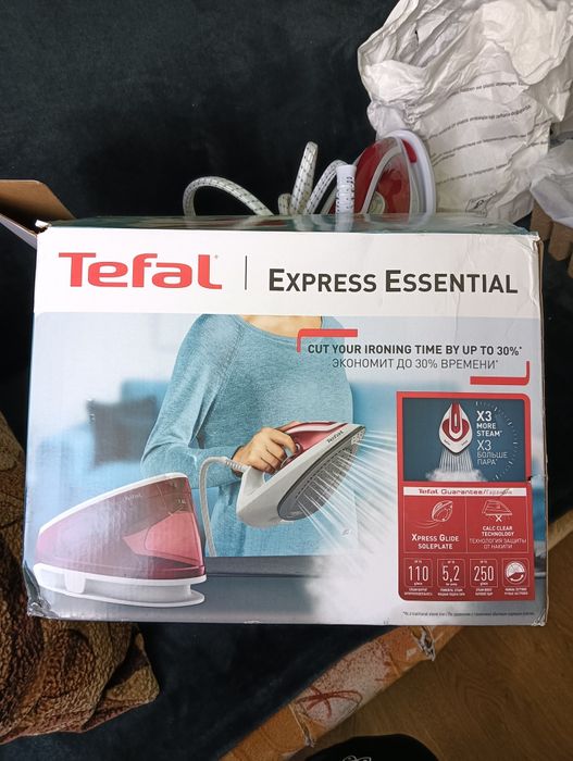 Stație de călcat cu abur Tefal SV6111E1 Express Essential, 2200W