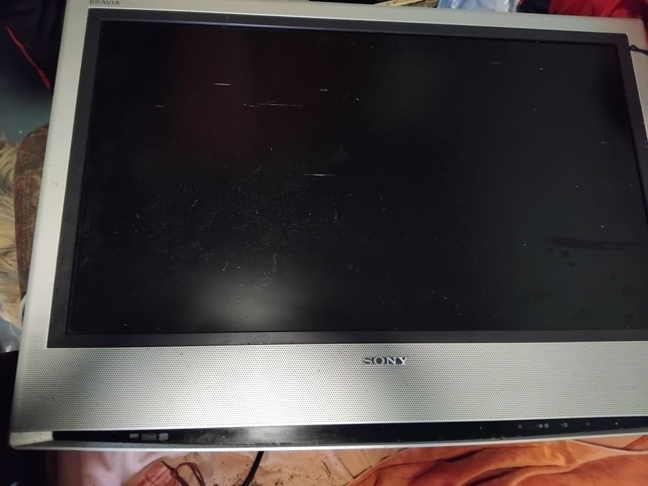 Sony TV  87cm funcționează (nu are telecomanda)