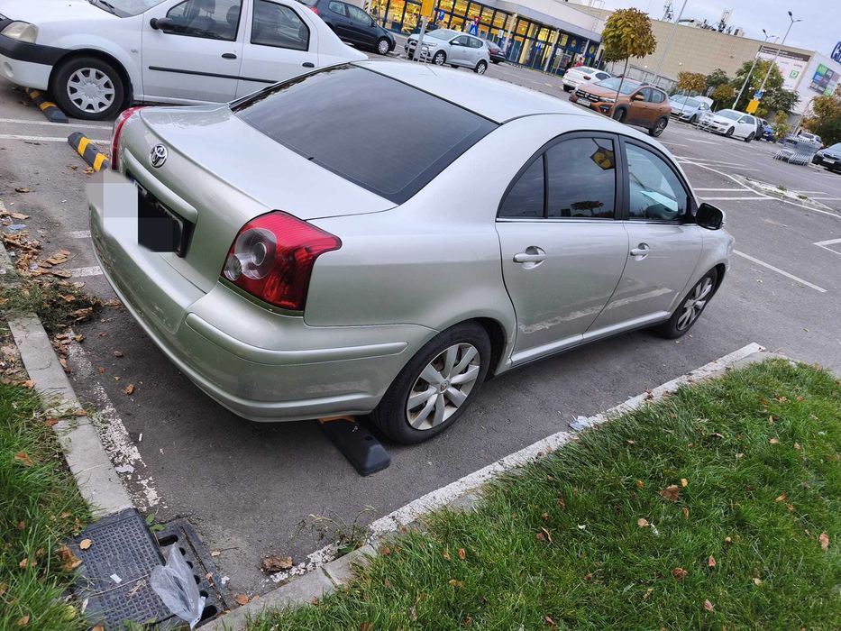 Vând Toyota Avensis 2007