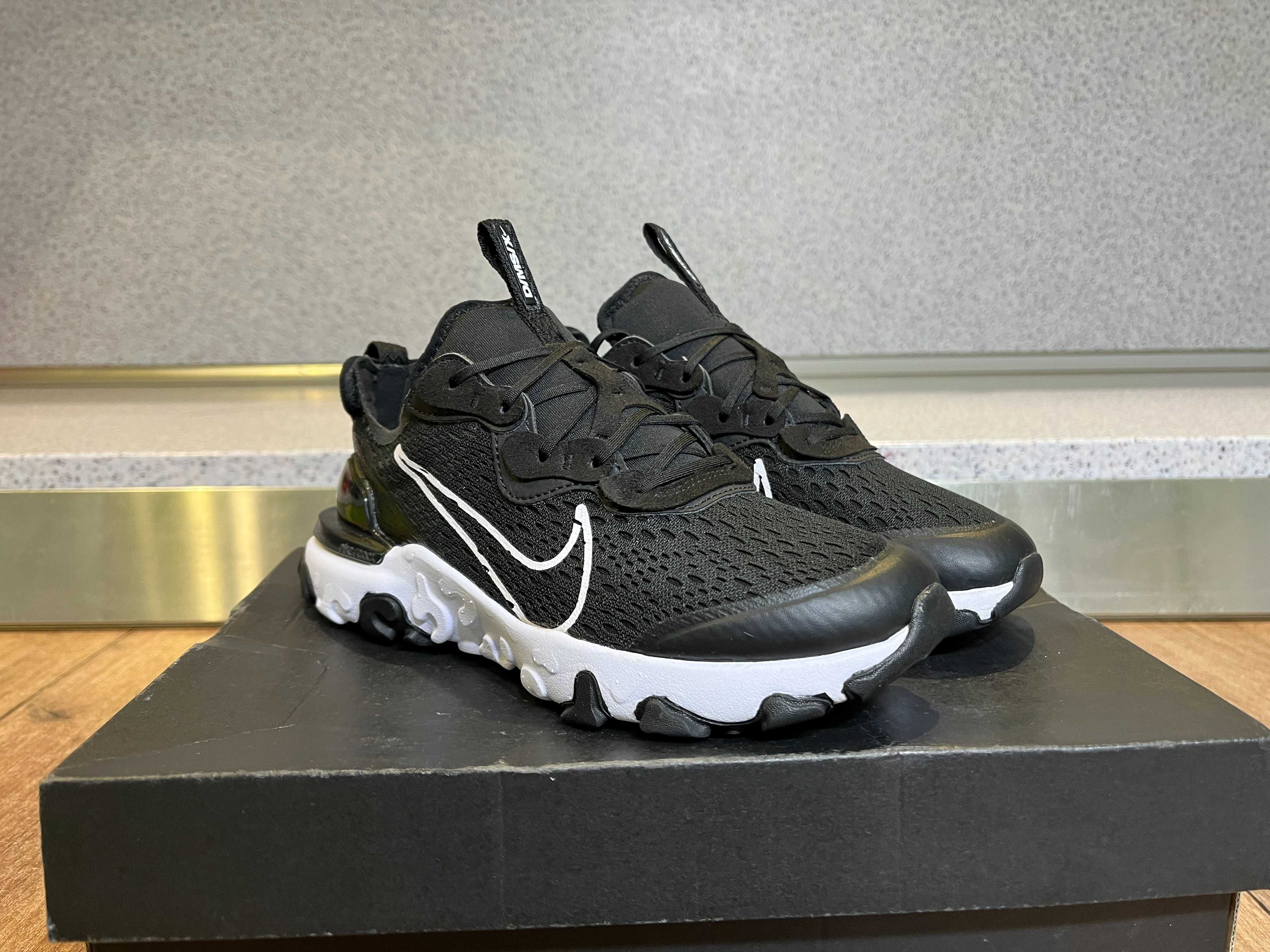 ОРИГИНАЛНИ *** Nike React Vision 'Black White'