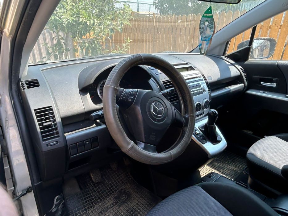 Vând Mazda 5 2008