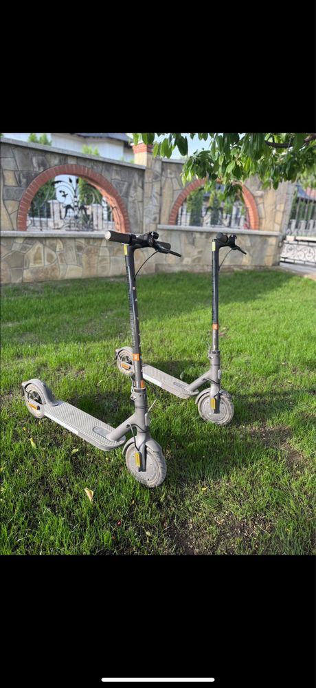 Vând trotinetă electrică Xiaomi