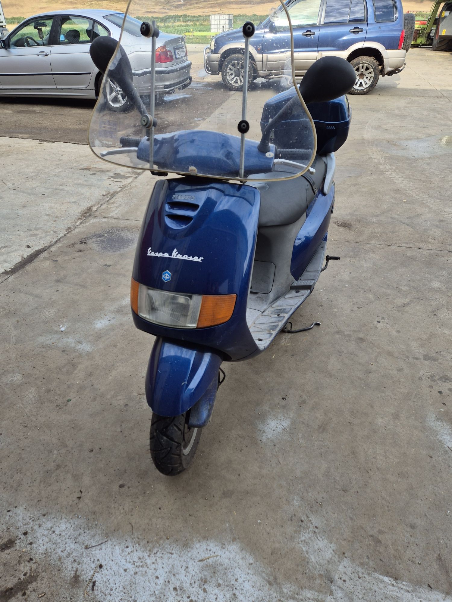 Vând scuter 125 marca Piagio