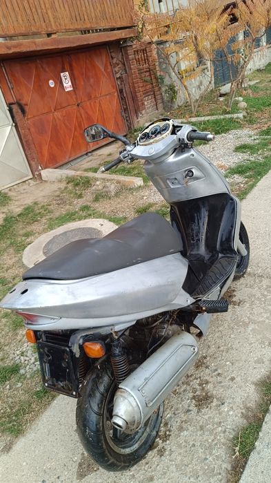 Moped și Aprilia Leonardo 150cc