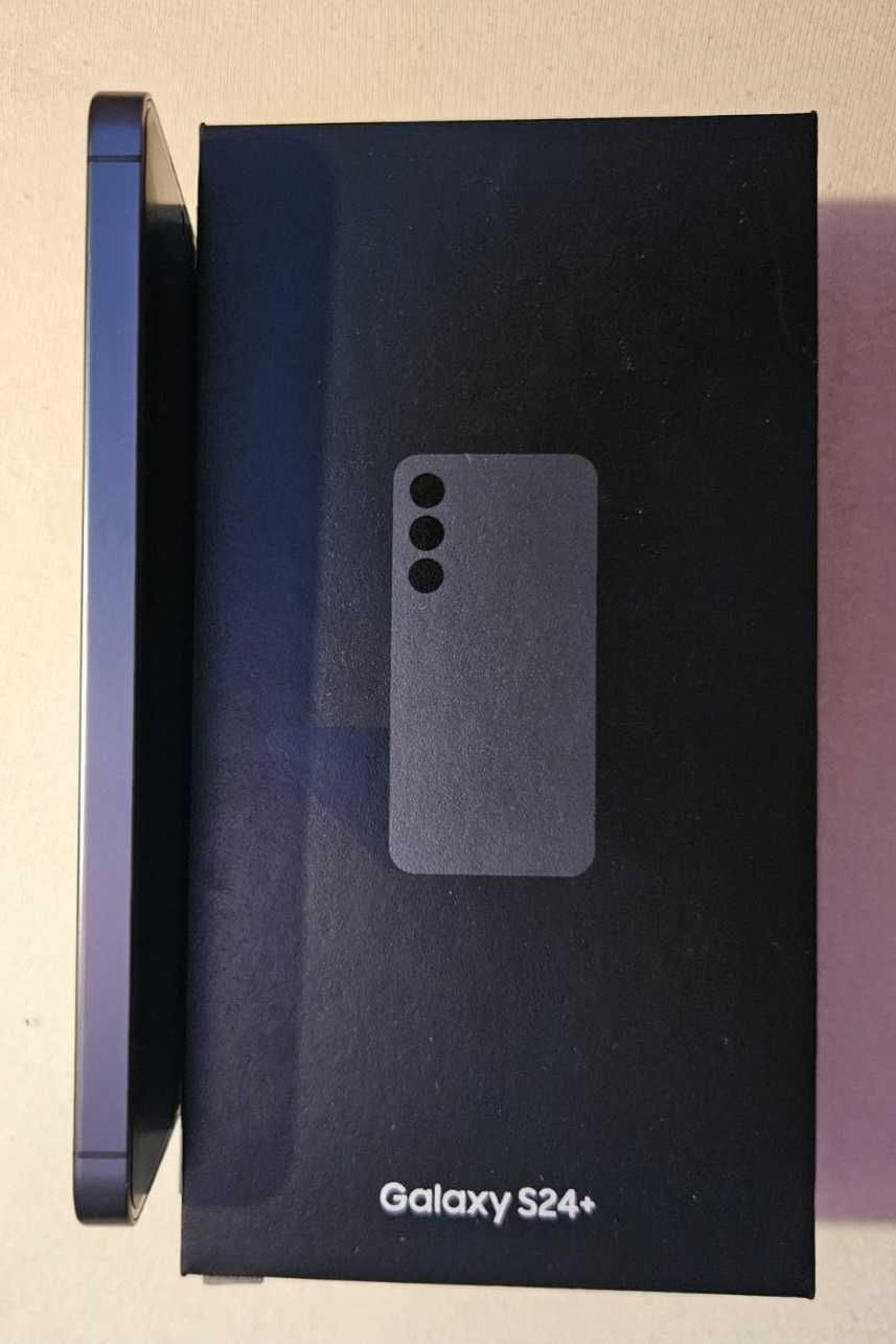 Samsung Galaxy S24 plus