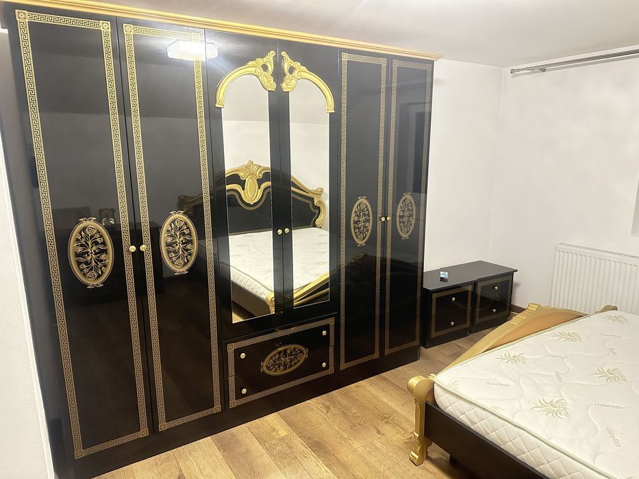 Vand mobilia intreaga dormitor