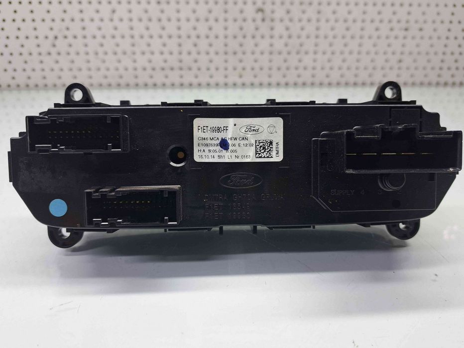 Panou comanda clima Ford Focus 3 Facelift [Fabr 2014-2019] F1ET-19980