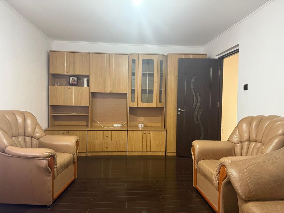 Apartament de închiriat