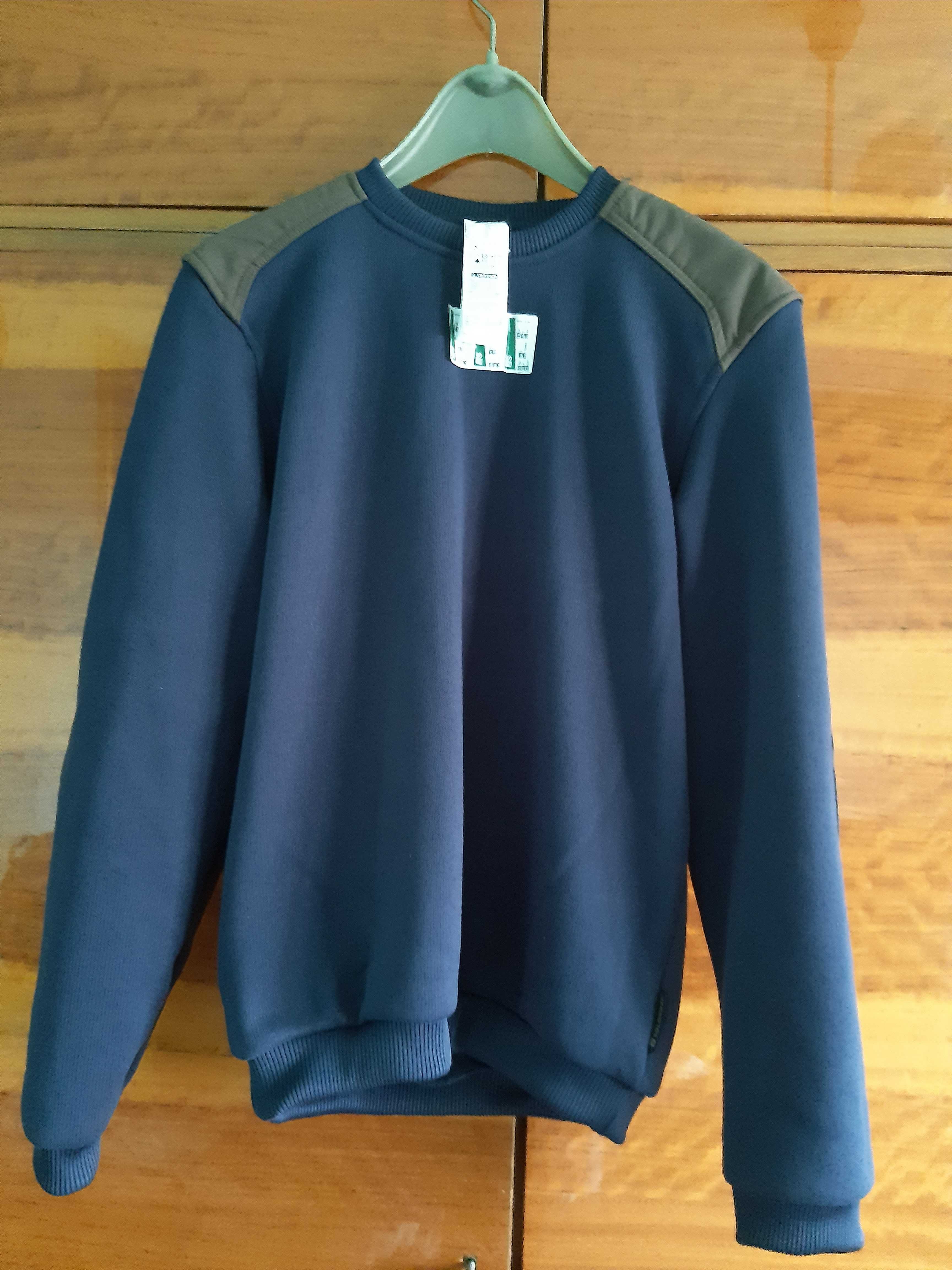 vand pulover original marca Solognac nou cu eticheta marimea S