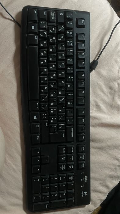 Продам клавиатуру Logitech k120